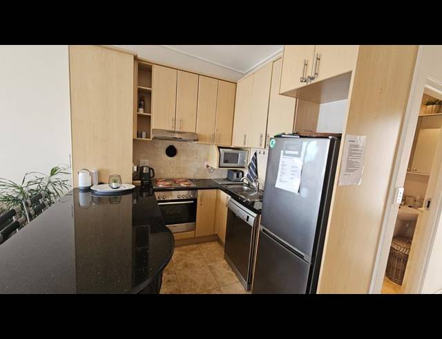 2 BEDROOM APARTMENT FOR SALE IN SANTOS BAY